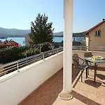 & Petra - One Bedroom With Terrace - 2 *