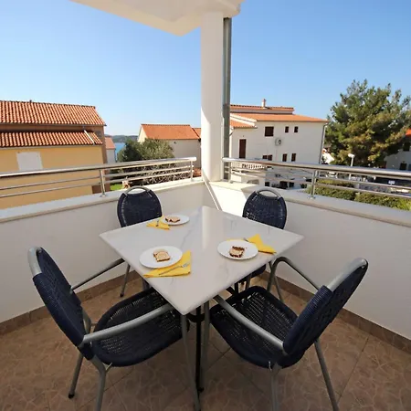 & Petra - One Bedroom With Terrace - 2 * Žaborić