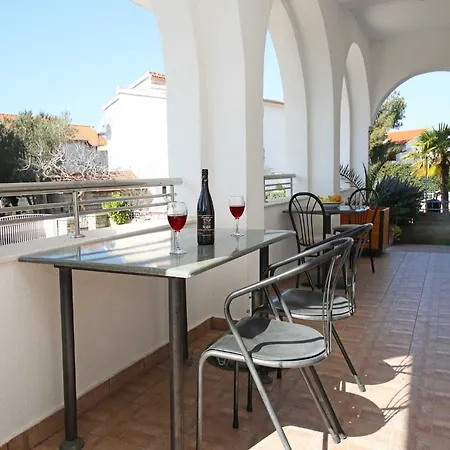 & Petra - One Bedroom With Terrace - 2 아파트