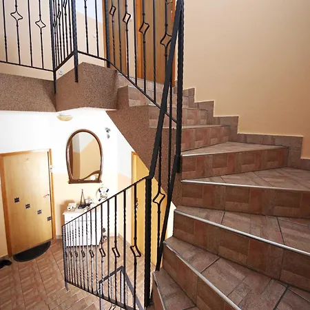 & Petra - One Bedroom With Terrace - 2 Apartment