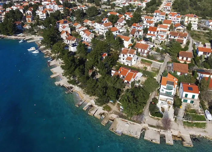 Appartement & Petra - One Bedroom With Terrace - 2 Žaborić