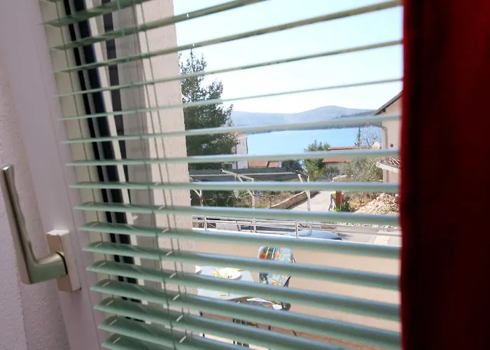 & Petra - One Bedroom With Terrace - 2 Apartment