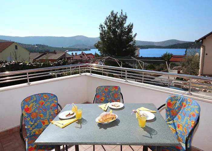 & Petra - One Bedroom With Terrace - 2 Zaboric